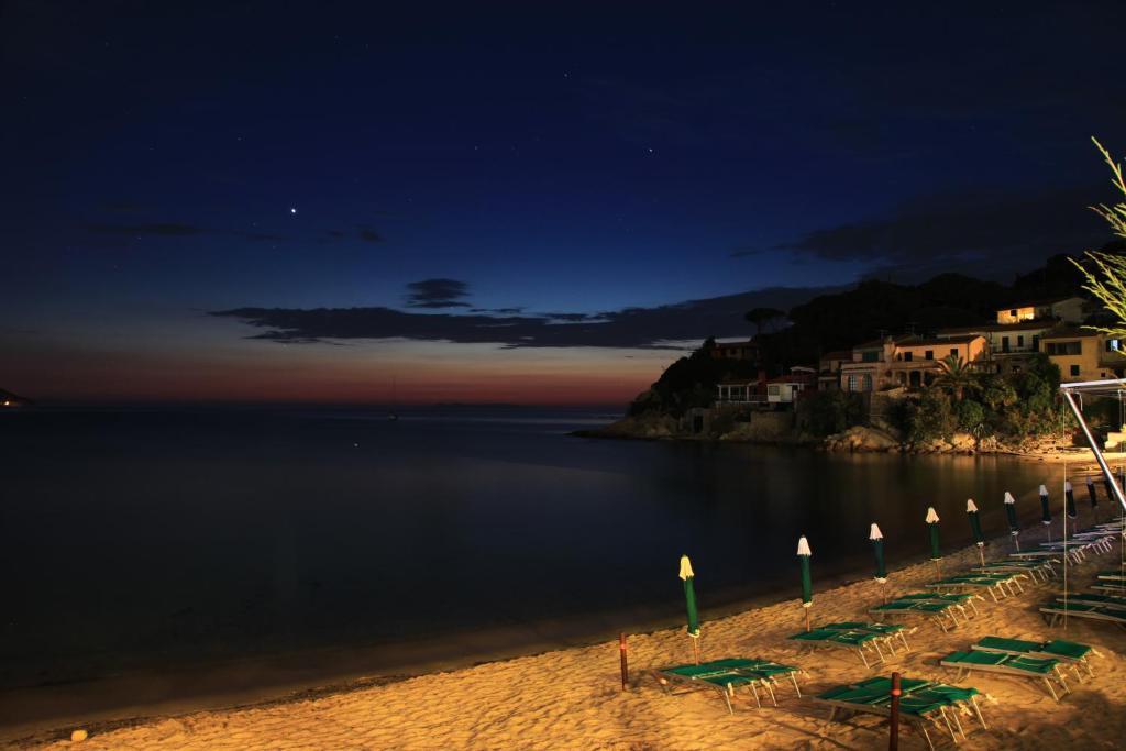 Hotel Danila Portoferraio Bagian luar foto